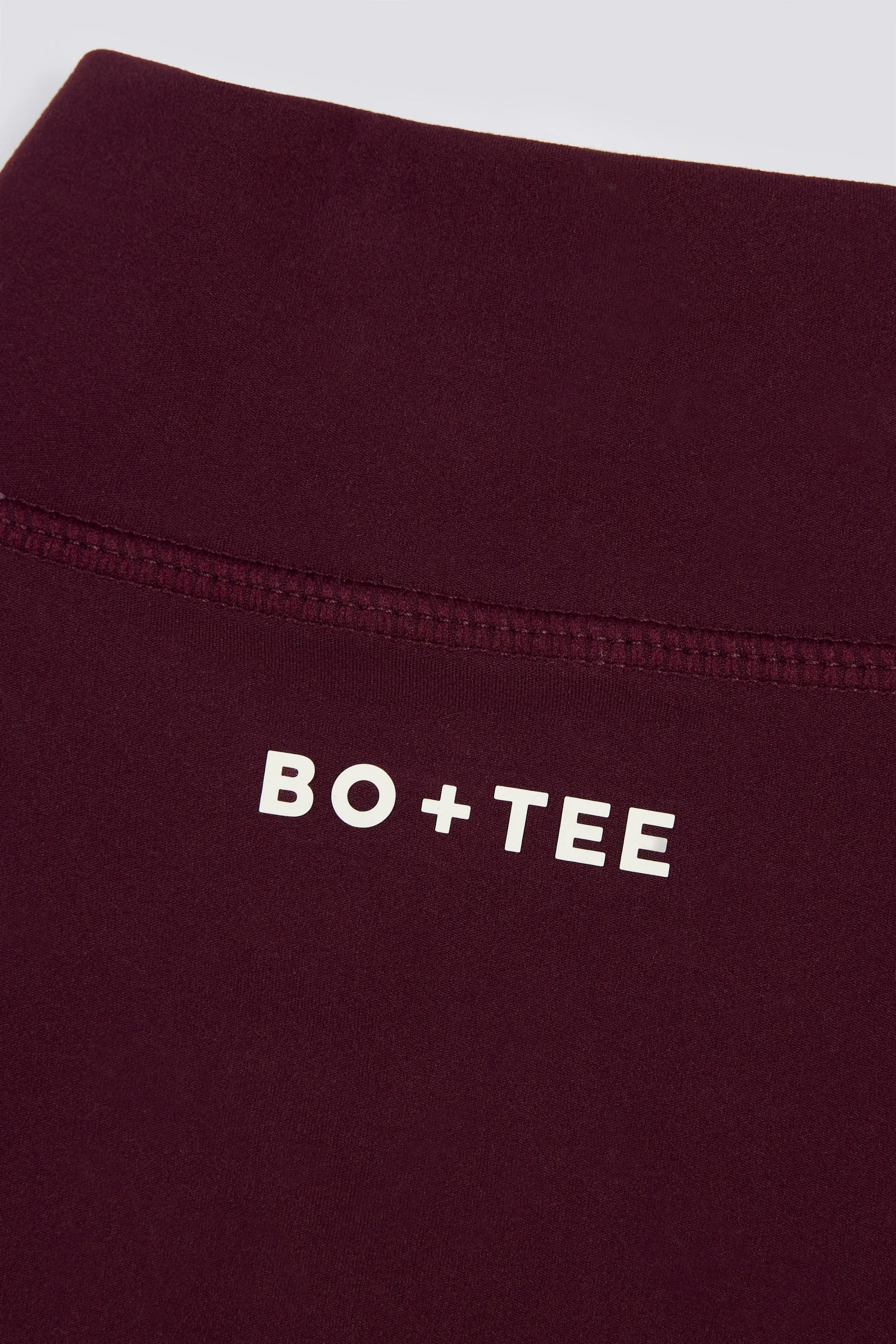 Soft Active Zip-Up Cropped Jacket in Burgundy - Image 5