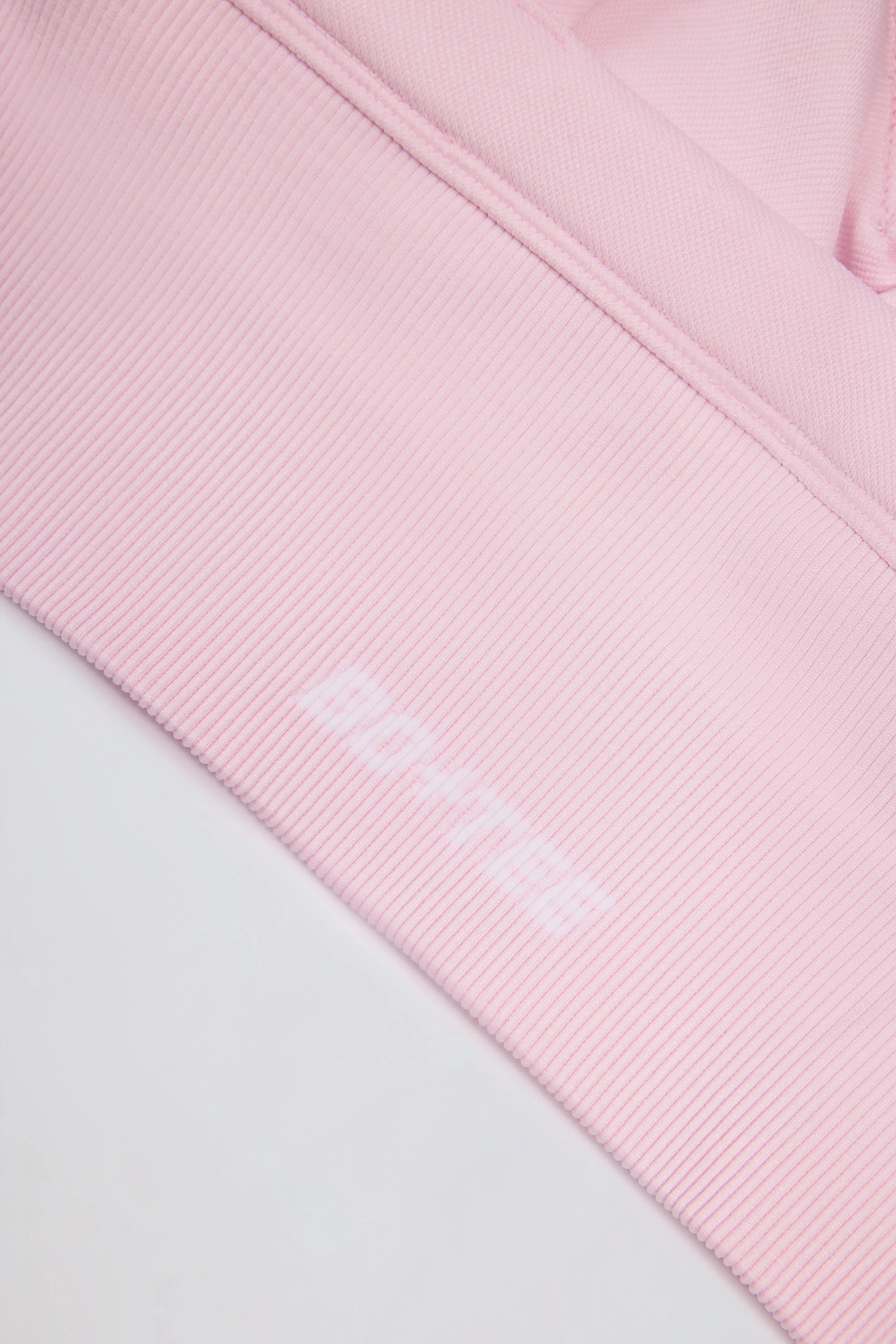 Super Sculpt Seamless Crossback Sports Bra in Soft Pink - Image 5